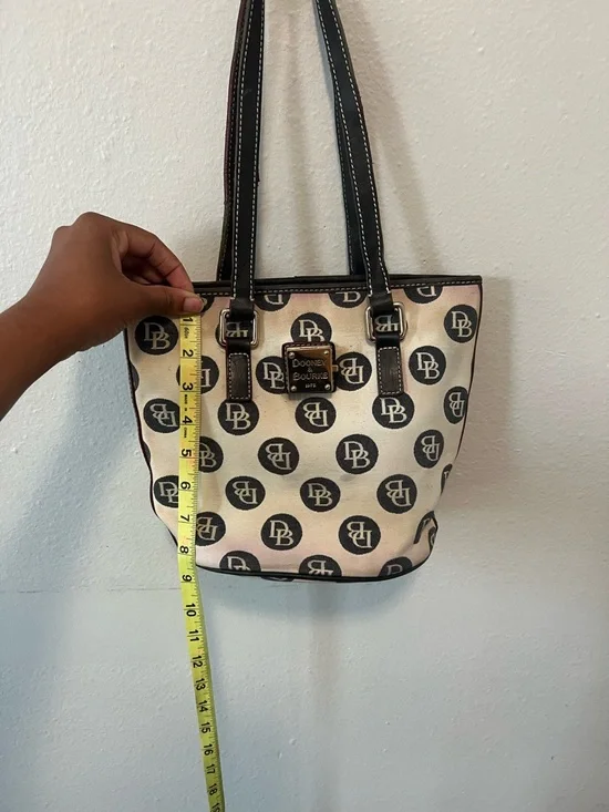 Dooney & Bourke Canvas Monogram Bucket Tote Bag Pink Lining Leather Trim Vintage - Picture 13 of 15